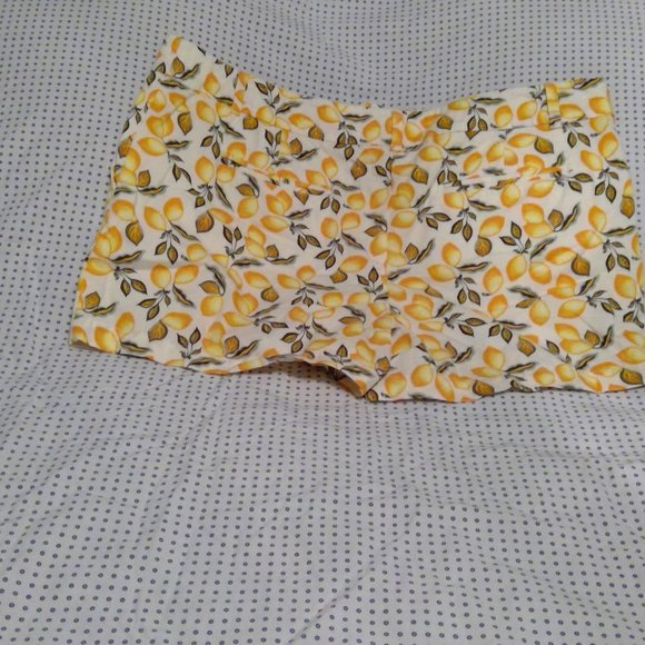 Loft outlet brand shorts size 16 - Picture 2 of 4
